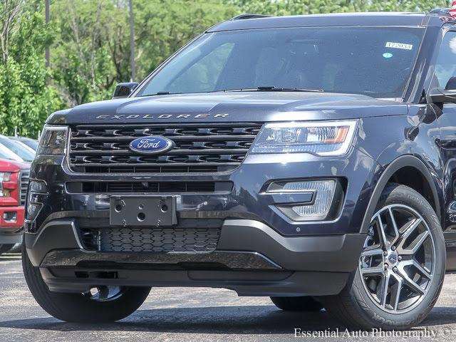 Ford Explorer 2017 photo 1